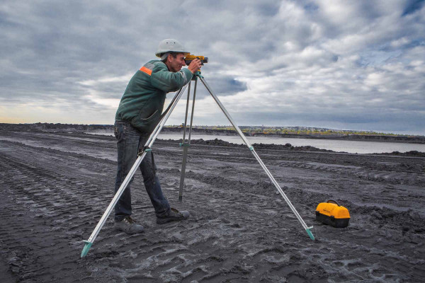 Servicios de Topografía · Topógrafos Servicios Topográficos y Geomáticos San Fernando